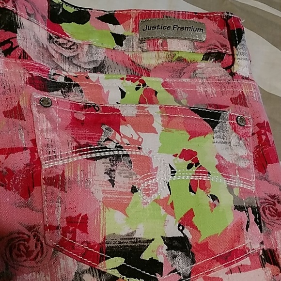 Justice premium girls floral print stretch jeans. - Picture 5 of 7